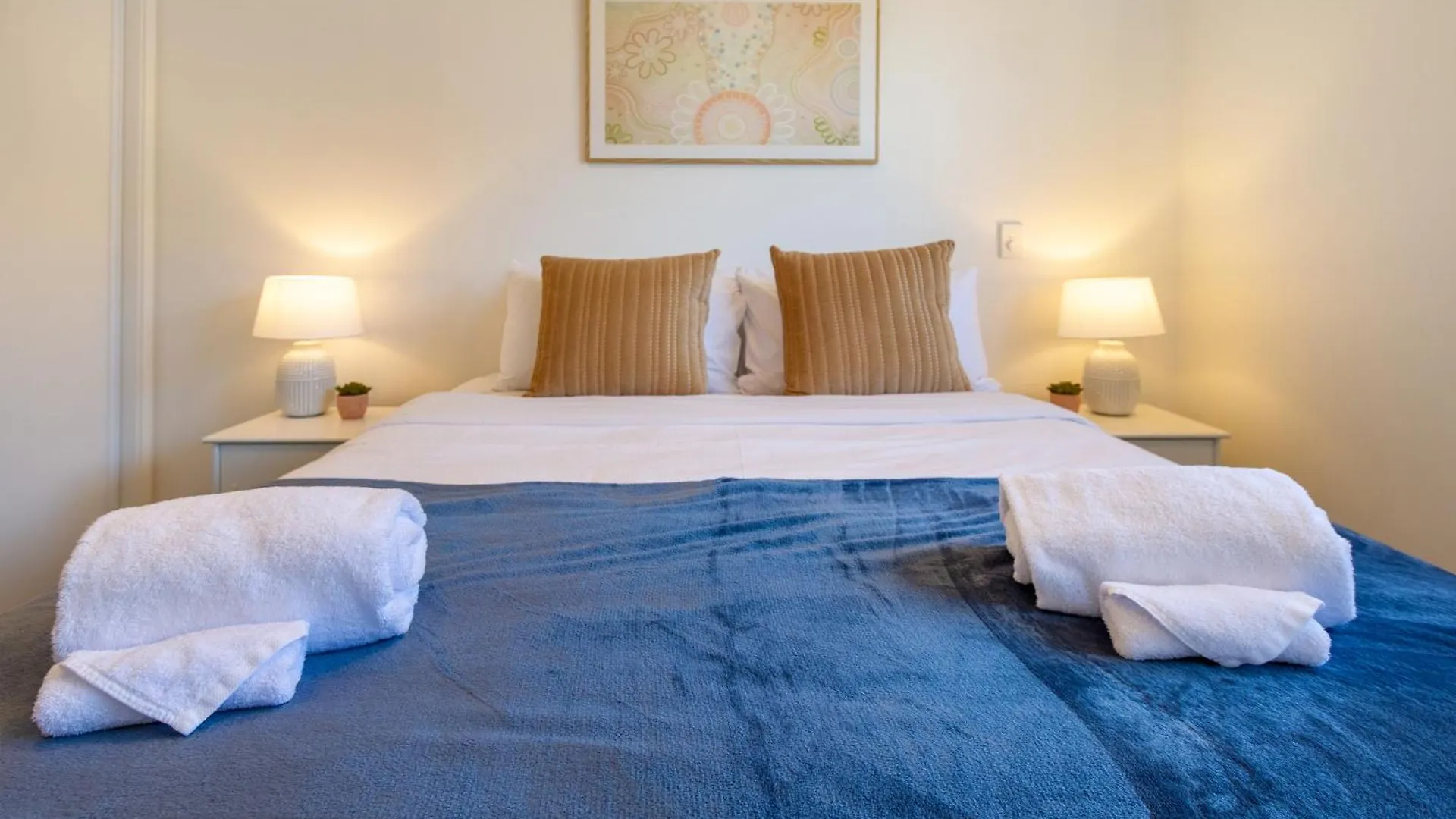 Gloucester Street Gem- 1 Bed 1 Bath Christchurch Apartment