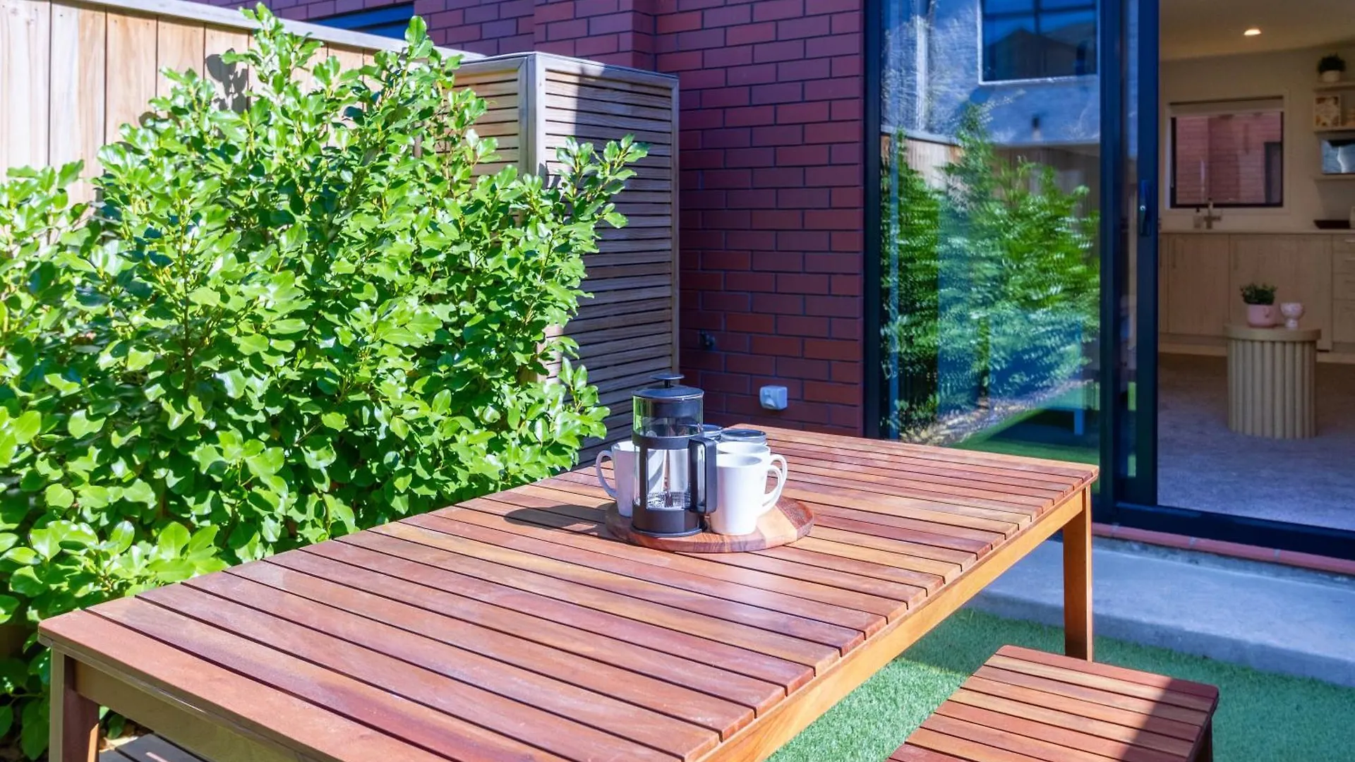 Gloucester Street Gem- 1 Bed 1 Bath Christchurch 0*,  New Zealand